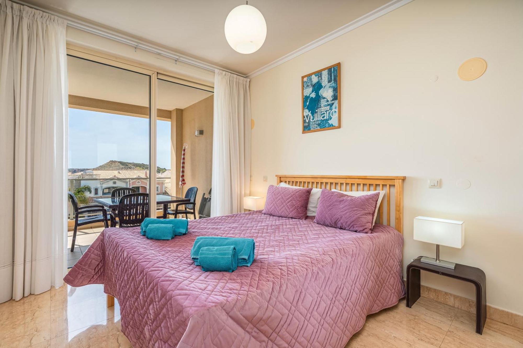 Apt Brightness Comfort In Бургау Экстерьер фото