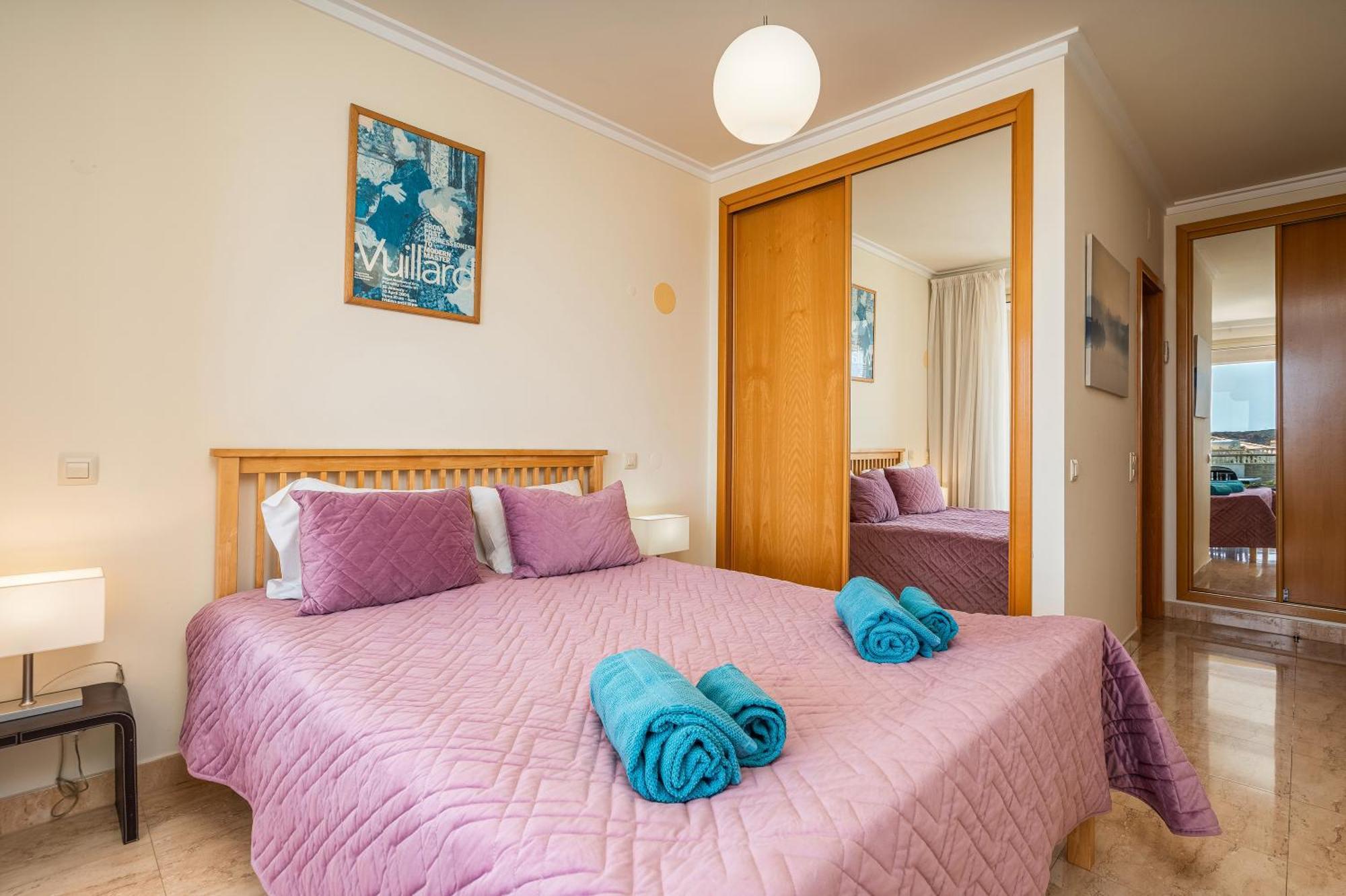 Apt Brightness Comfort In Бургау Экстерьер фото